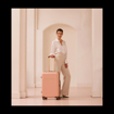 Obrázok z Plastový kufr SUITSUIT® Fab Seventies Coral Cloud M - růžová - 60 L